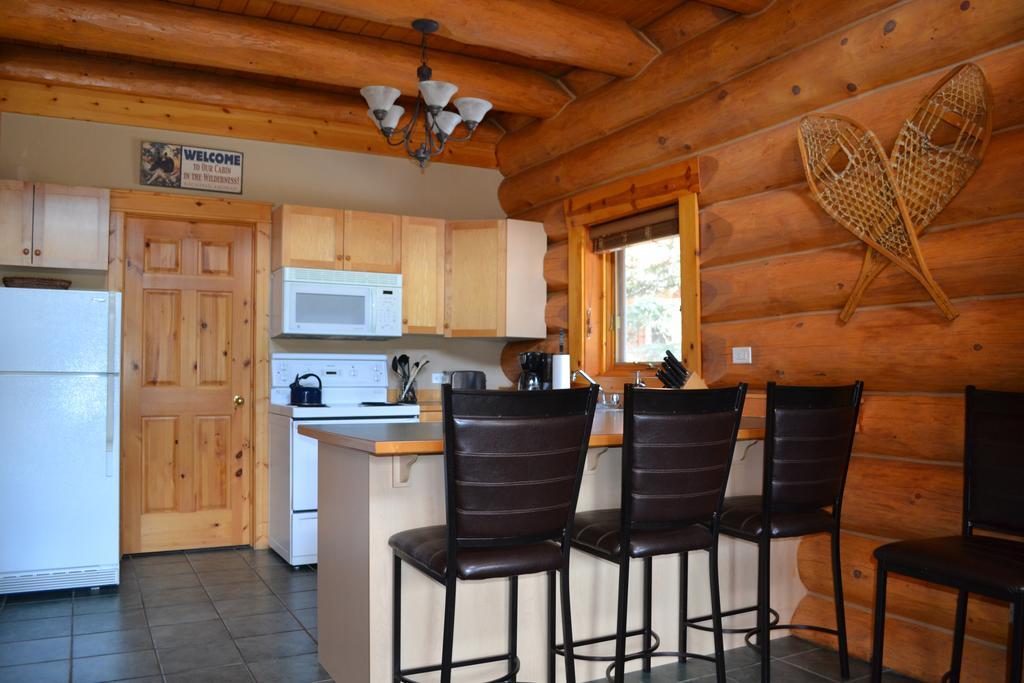 Yoho Chalets Villa Golden Buitenkant foto