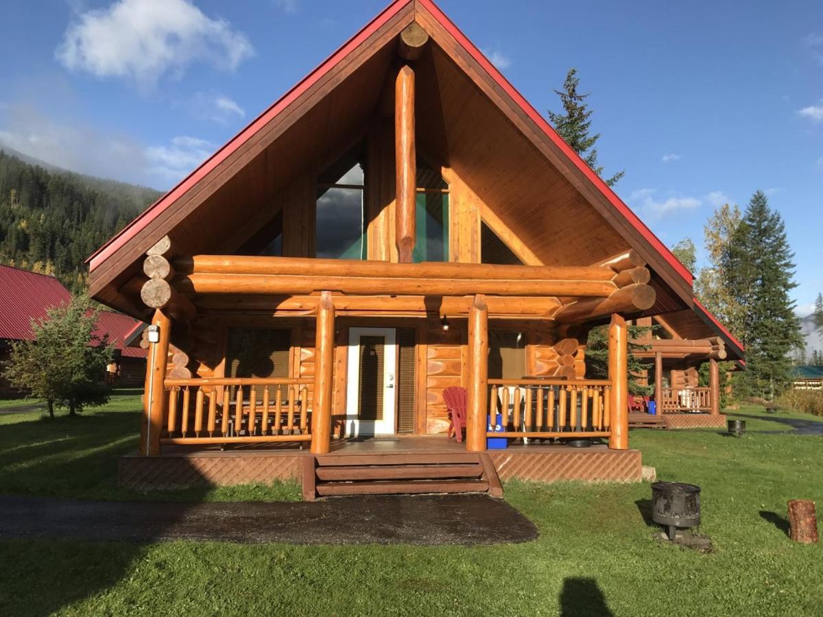 Yoho Chalets Villa Golden Buitenkant foto